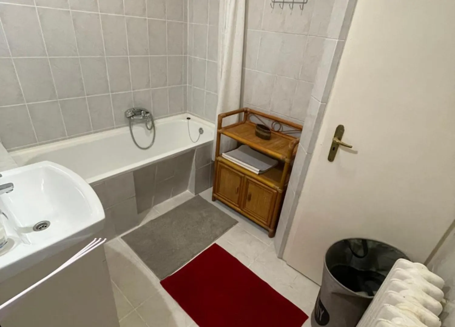 Moonlight Apartman Eger Lägenhet